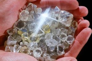 В чем разница между алмазом и бриллиантом: что важно знать о минерале  - Ювелирный Дом LUNET 📞 +380981850119