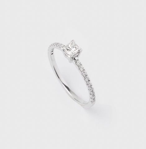 White Gold Diamond Ring 225171121